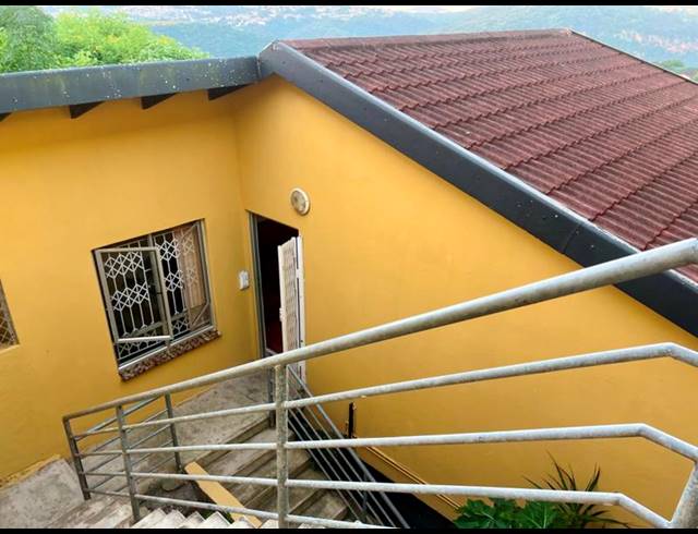 4 BEDROOM HOUSE FOR SALE IN RESERVOIR HILLS